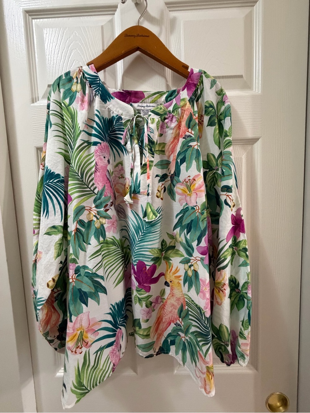 Tommy Bahama Tropical Bliss Peasant Top XL Cotton Silk Floral Parrot NWT - Picture 2 of 7